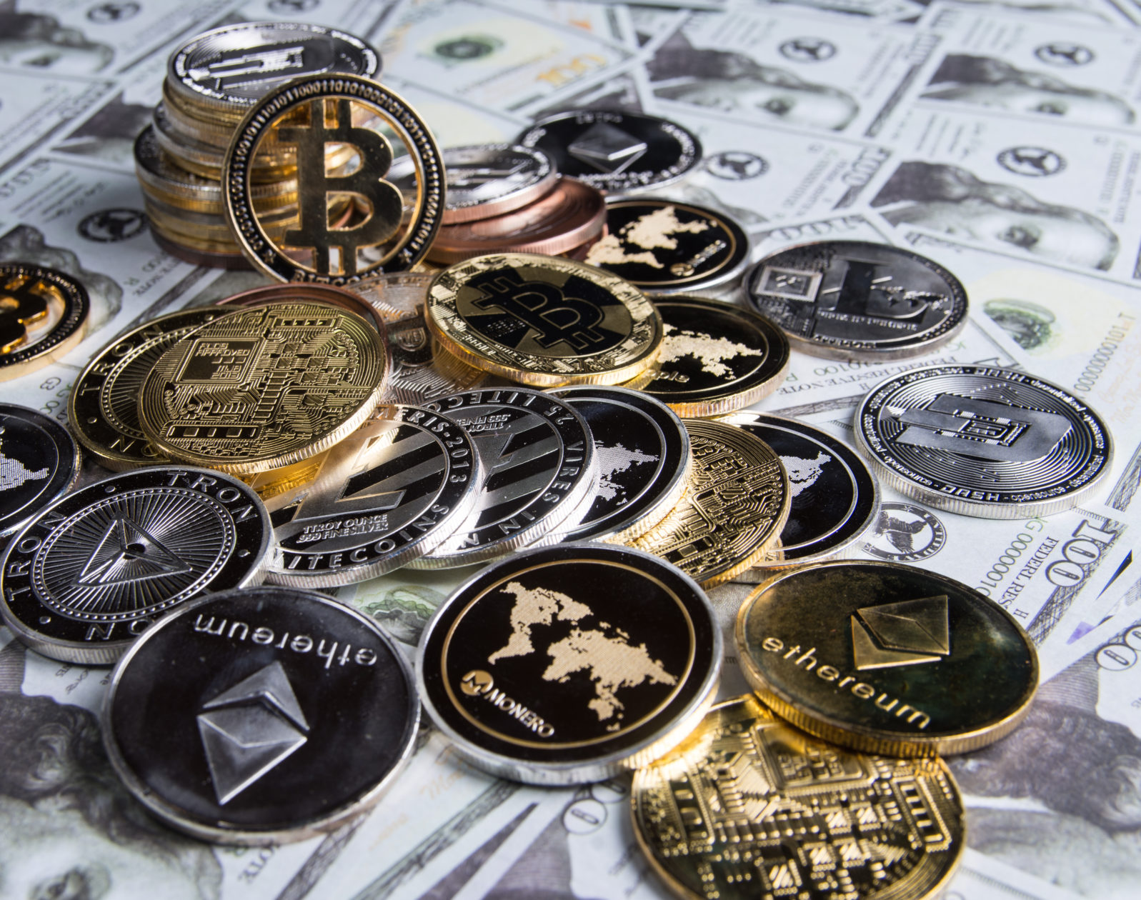 Bitcoin and cryptomoney