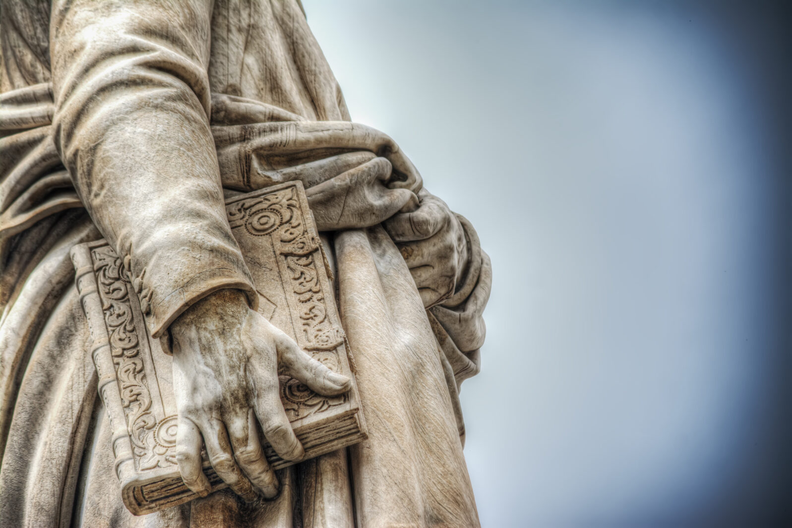 detail of Dante Alighieri statue