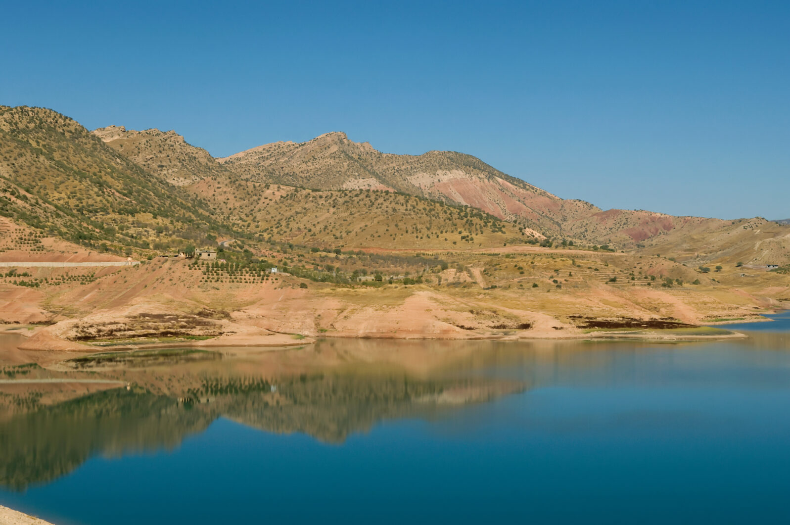 The Dohuk Dam Reservoir along the river Dohuk in the Kurdish governed region of Iraq, Middle East